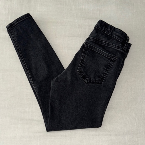 Classic Black Women's Jeans - Picture 1 of 7